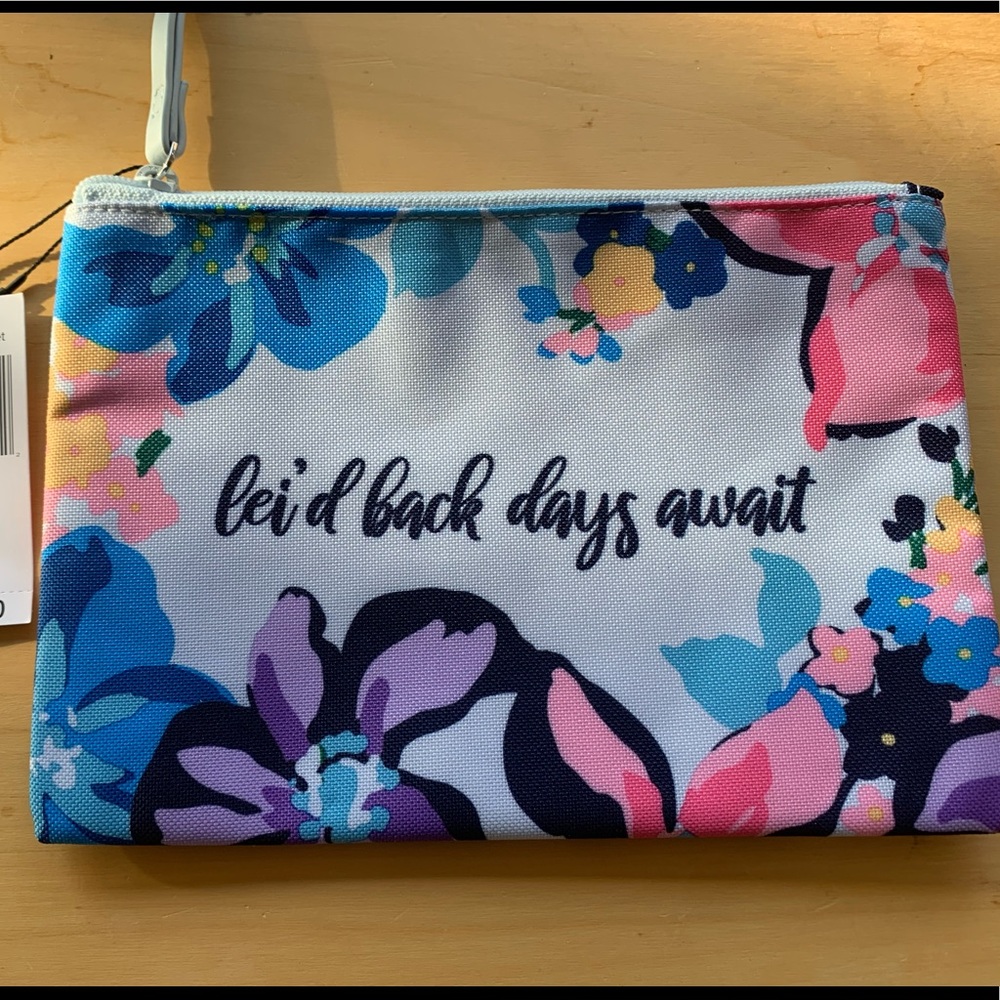 Vera Bradley wristlet Marian Floral